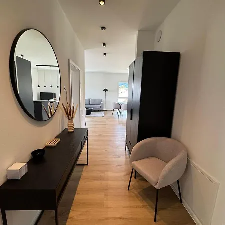 Penthouse Mit Weitblick Heubach 아파트